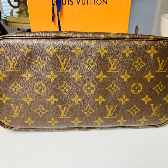 👜 Authentic Louis Vuitton Neverfull bag! 👜 - Picture 6 of 8